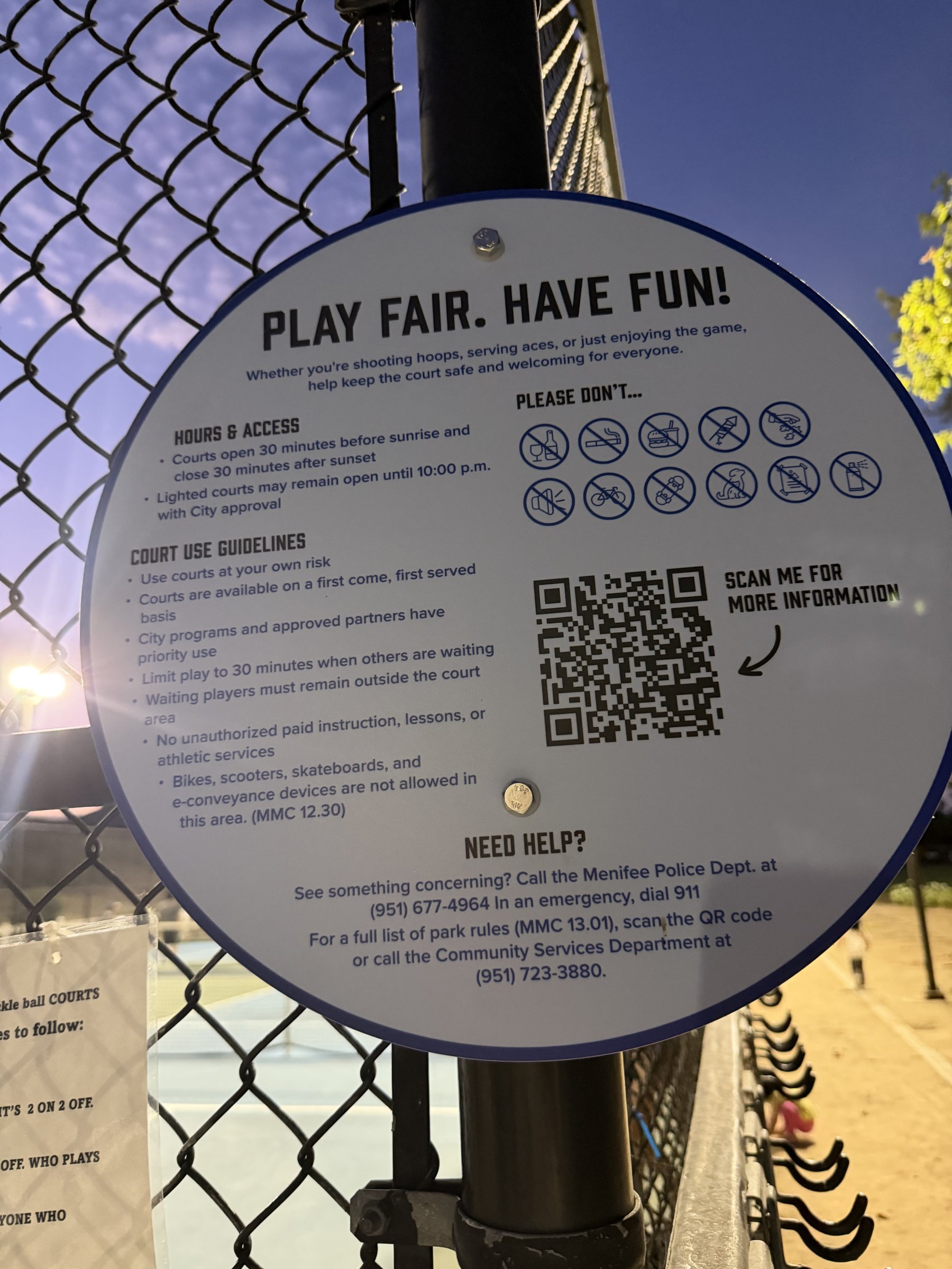 La Ladera Park court